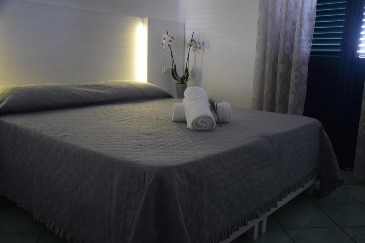 Villa Eleonora, Un Angolo Di Paradiso Ad Ischia Sant'Angelo  ภายนอก รูปภาพ