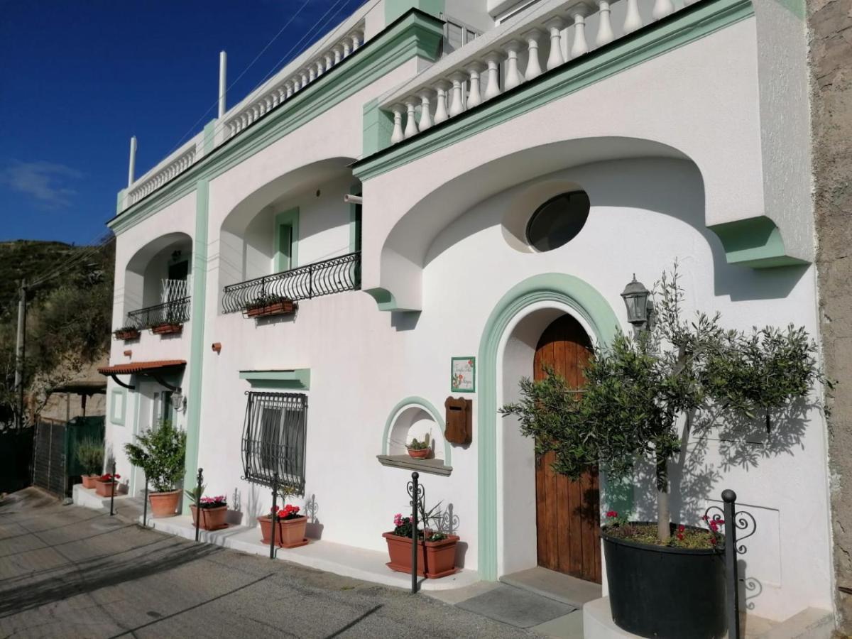 Villa Eleonora, Un Angolo Di Paradiso Ad Ischia Sant'Angelo  ภายนอก รูปภาพ